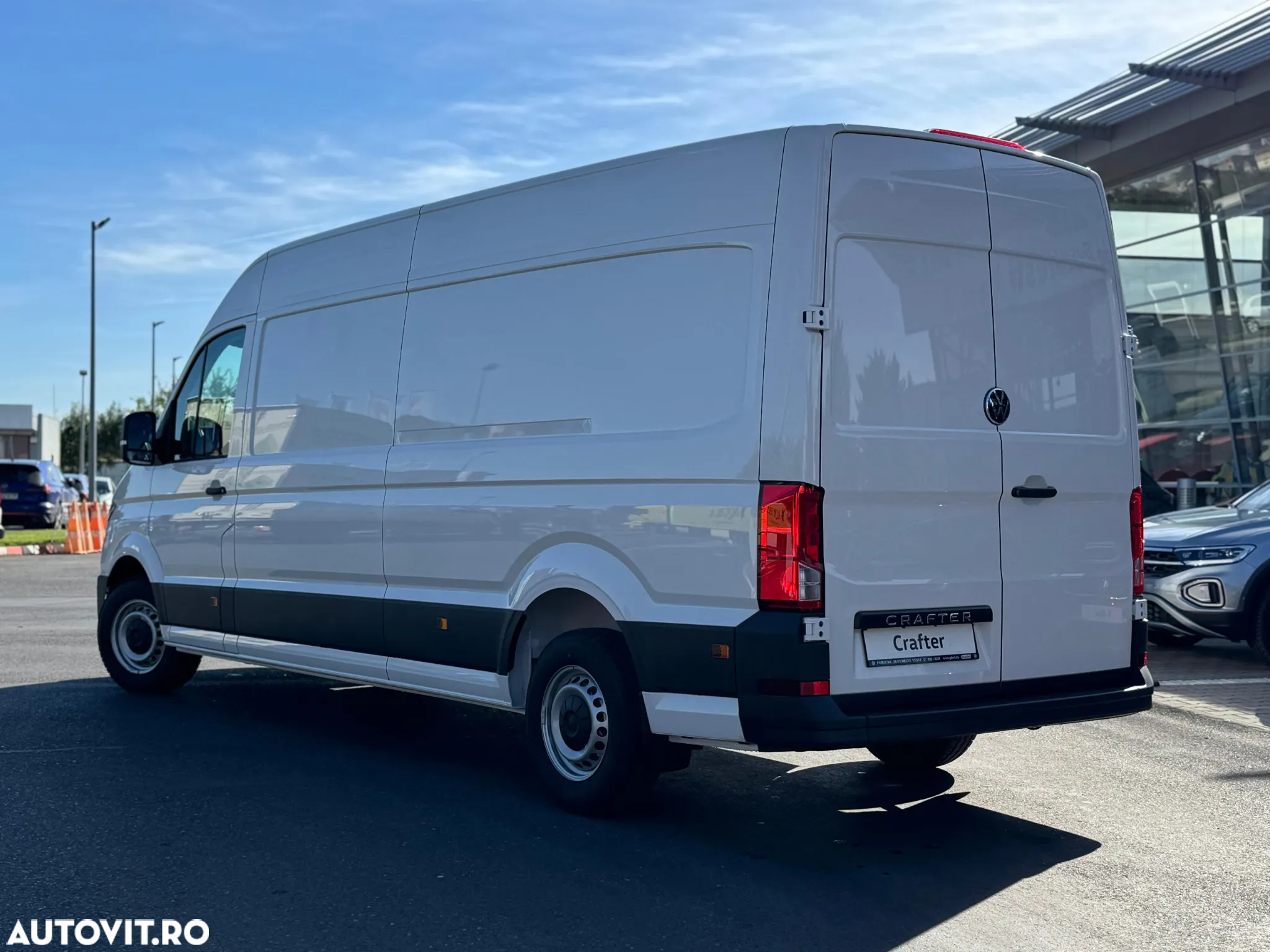 Volkswagen Crafter 3.5 Furgon L4H3 140CP - 7