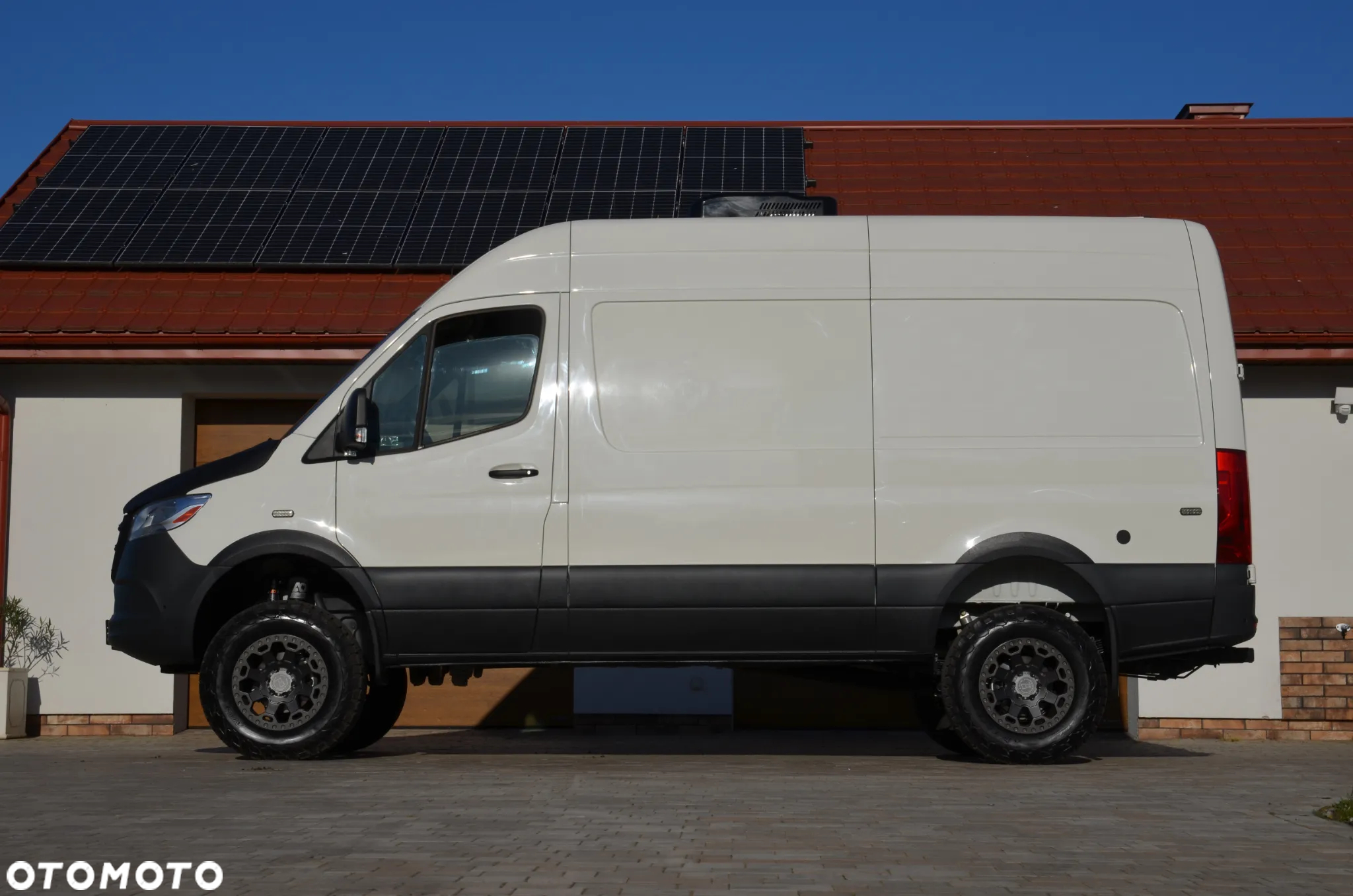 Mercedes-Benz Sprinter 4x4 - 6