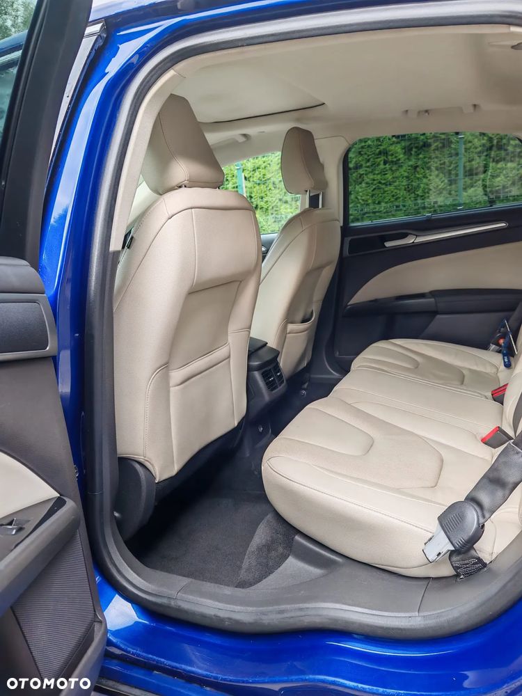 Ford Mondeo Vignale 2.0 Hybrid - 17