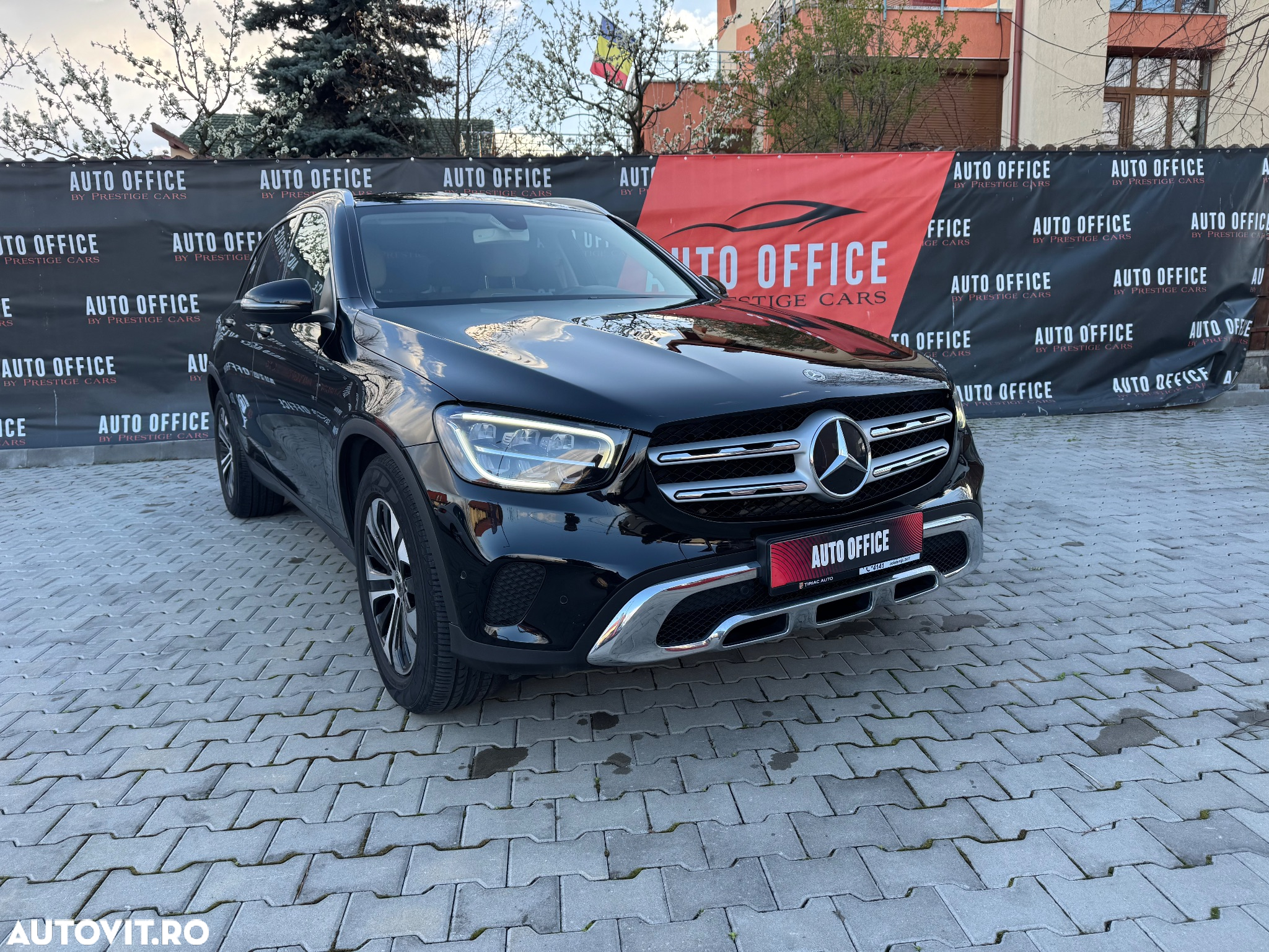 Mercedes-Benz GLC - 7