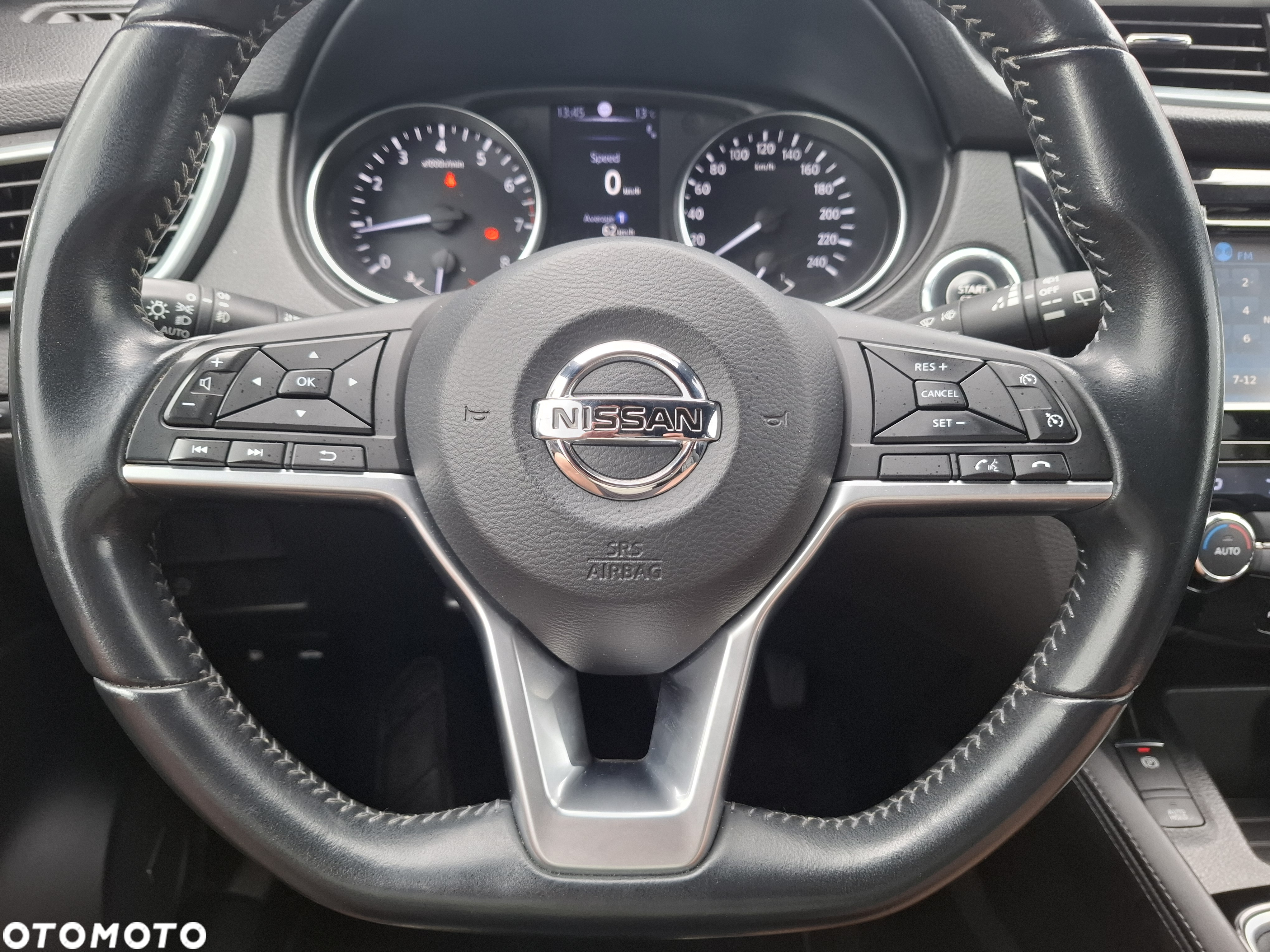 Nissan Qashqai 1.2 DIG-T TEKNA+ - 25