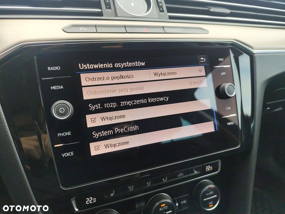 Volkswagen Passat 1.8 TSI BMT Highline DSG - 32