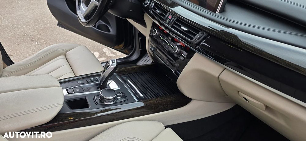 BMW X5 xDrive40d - 23