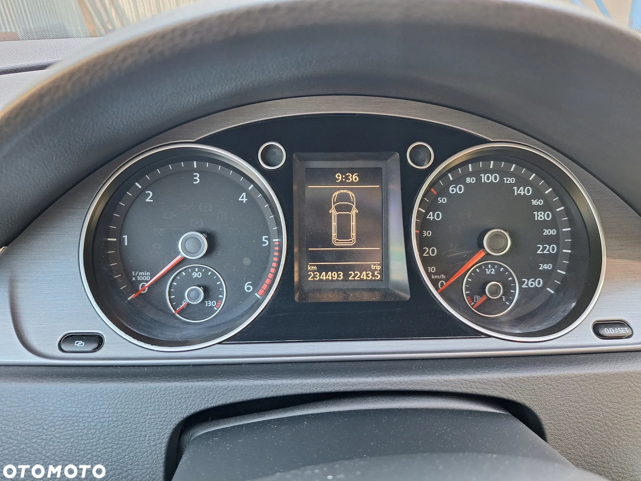 Volkswagen Passat Variant 1.6 TDI BlueMotion Technology Comfortline - 10