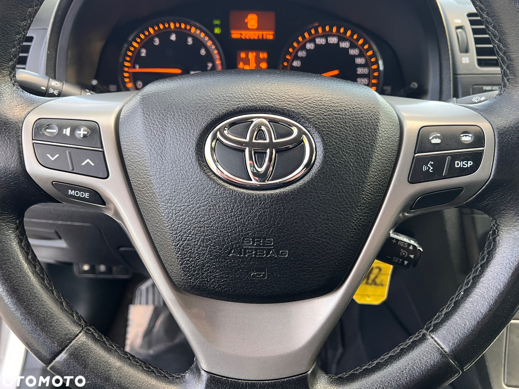 Toyota Avensis 1.8 Luna - 29