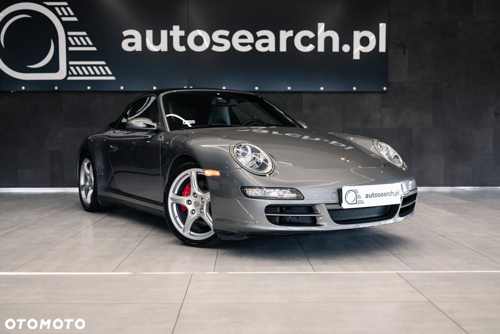 Porsche 911 Carrera 4S - 4