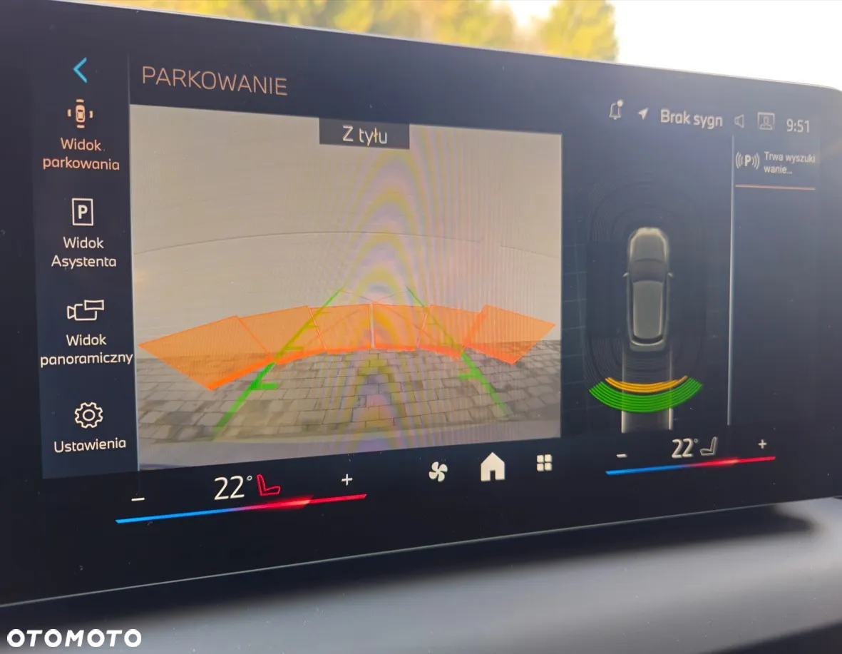 BMW Seria 1 120i - 26