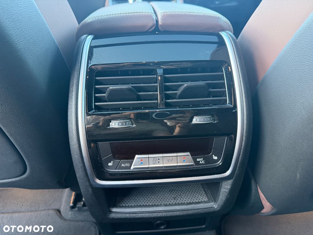 BMW X6 - 15