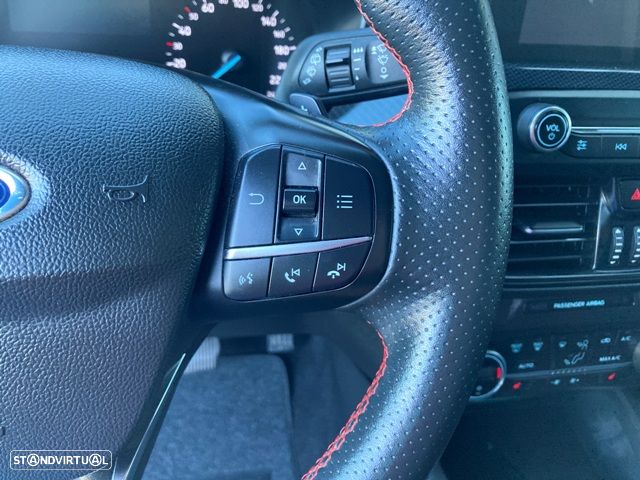 Ford Focus 1.0 EcoBoost ST-Line Aut. - 17