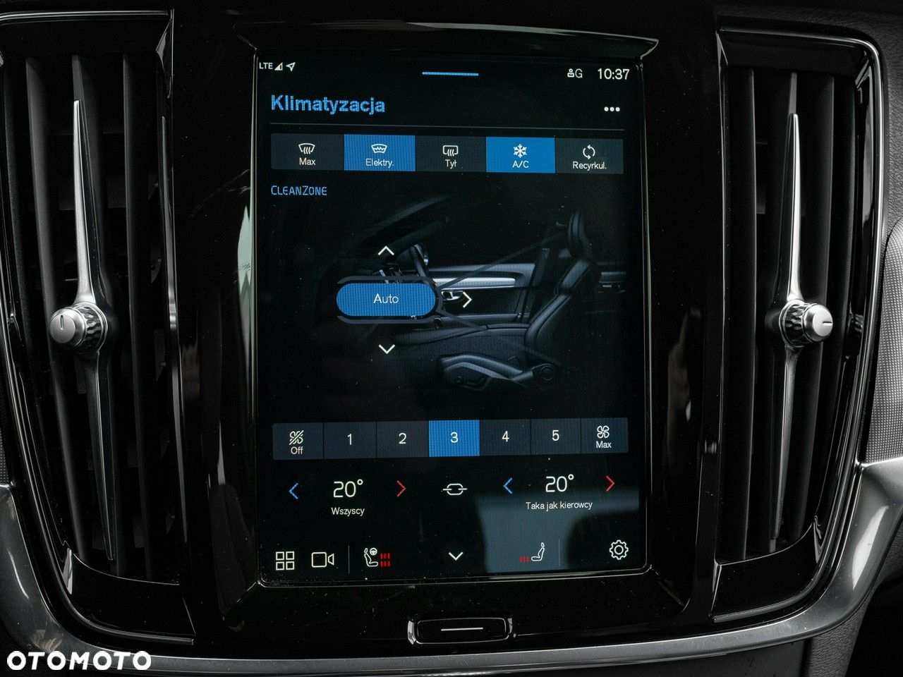 Volvo S90 D5 AWD Momentum - 22