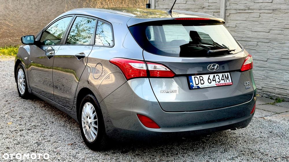 Hyundai i30 blue 1.6 CRDi Style - 7