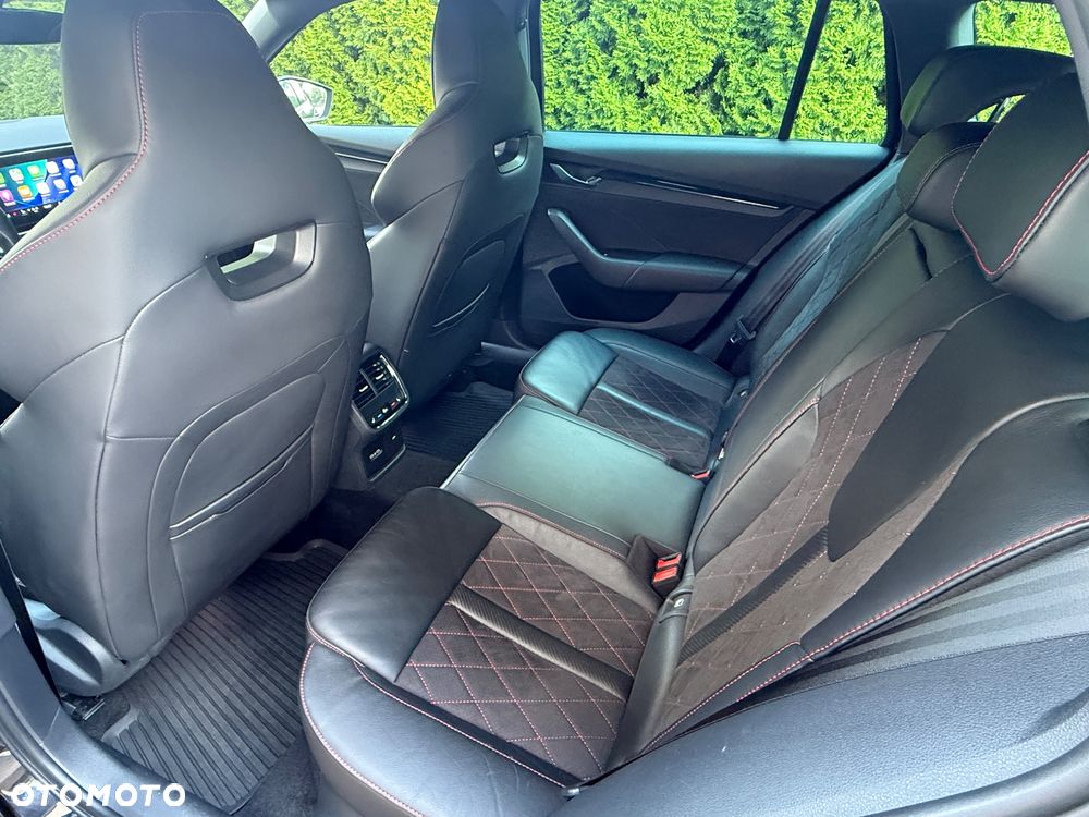 Skoda Octavia 1.4 TSI Plug-In Hybrid RS DSG - 11