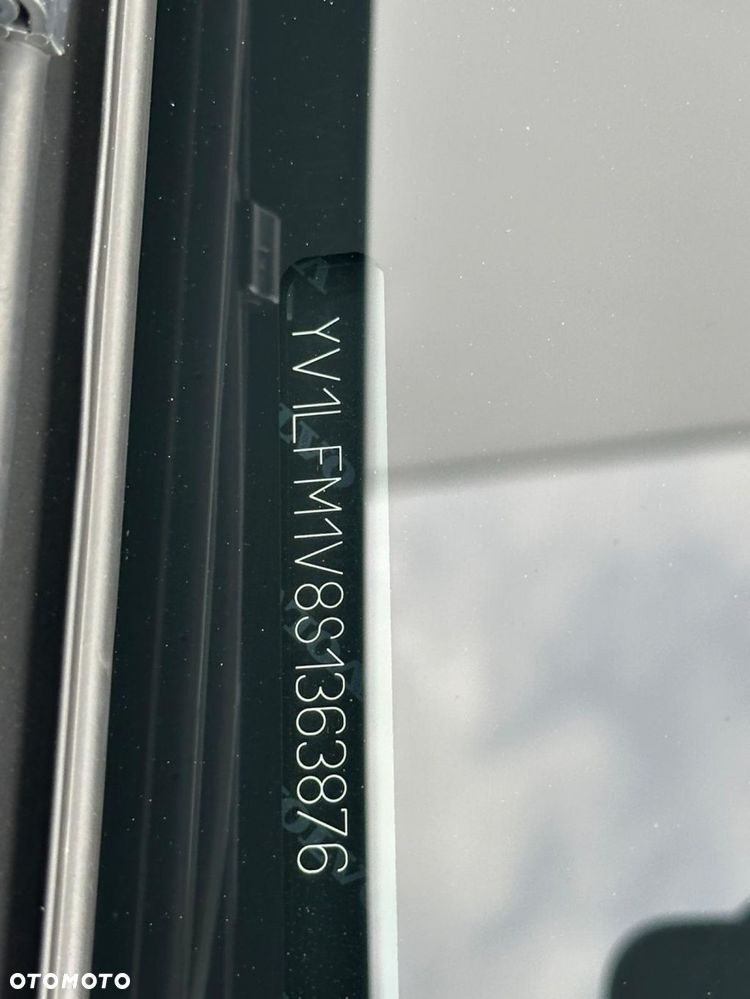 Volvo XC 90 - 40
