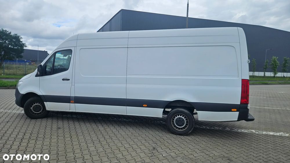 Mercedes-Benz Sprinter - 3