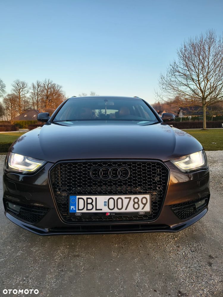 Audi A4 Avant 3.0 TDI DPF clean diesel quattro S tronic Ambition - 2