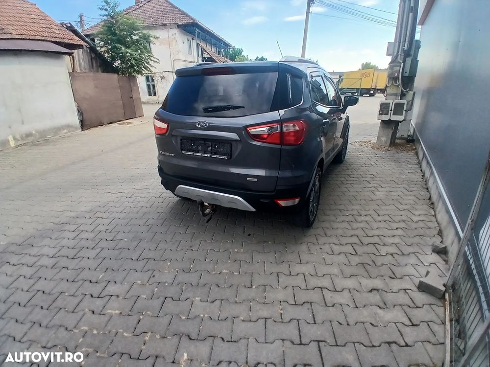 Ford EcoSport - 5