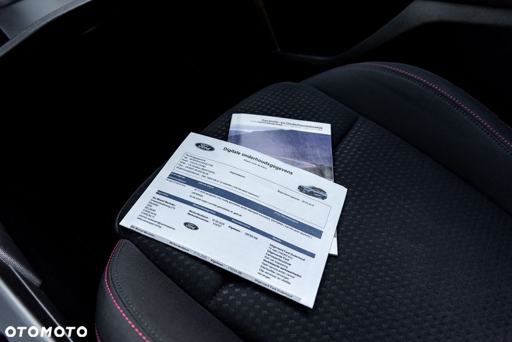 Ford Focus 1.5 EcoBlue STart-Stopp-System ST-LINE X - 40