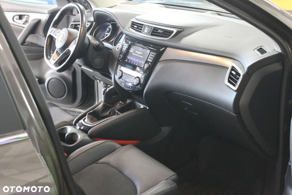 Nissan Qashqai 1.3 DIG-T DCT N-CONNECTA - 13