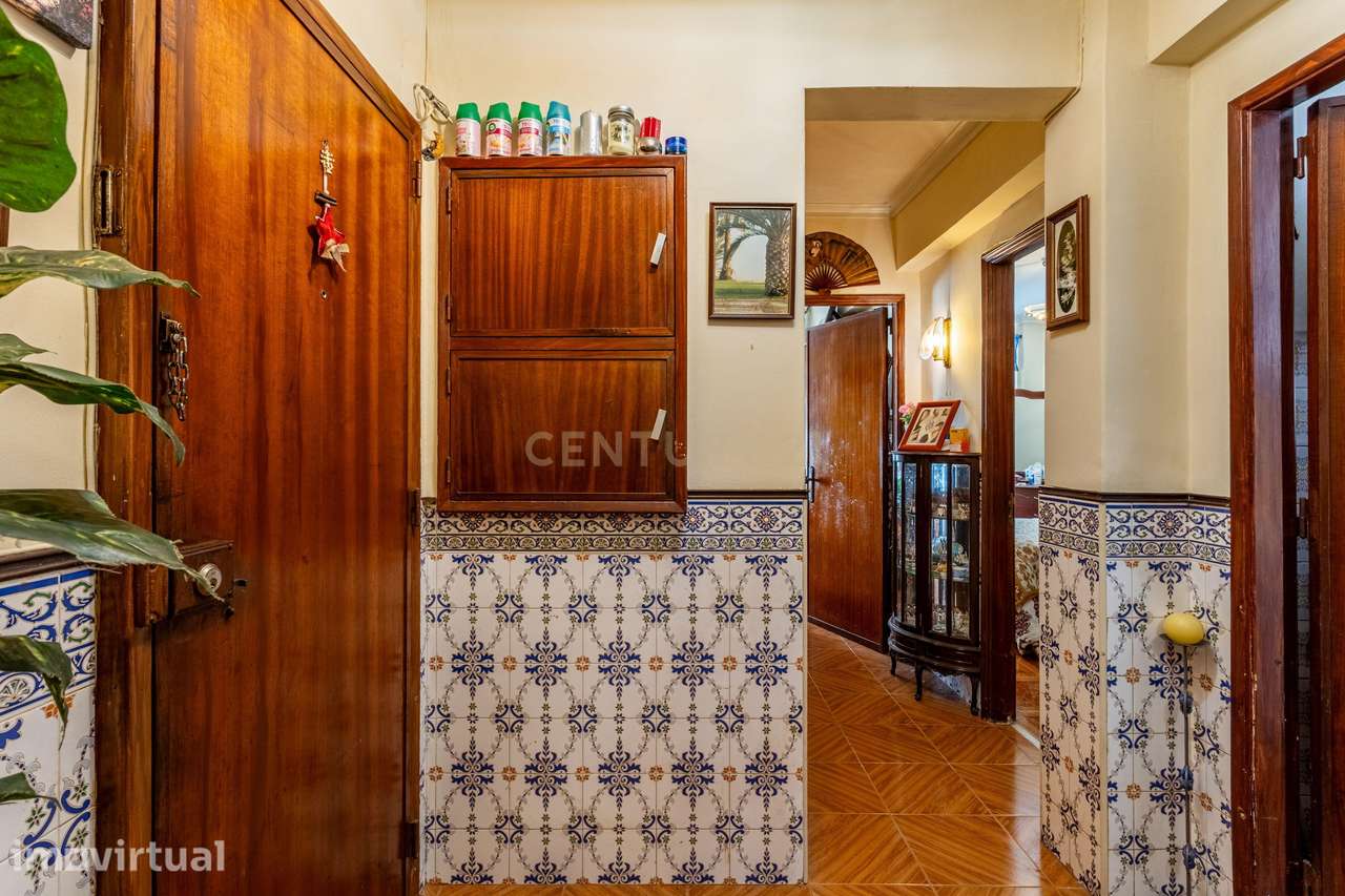 Apartamento T1+1 na Mina d’Água, Amadora | Com Logradouro - Grande imagem: 2/20