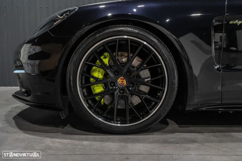 Porsche Panamera - 33