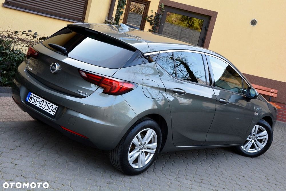 Opel Astra 1.4 Turbo Innovation - 25