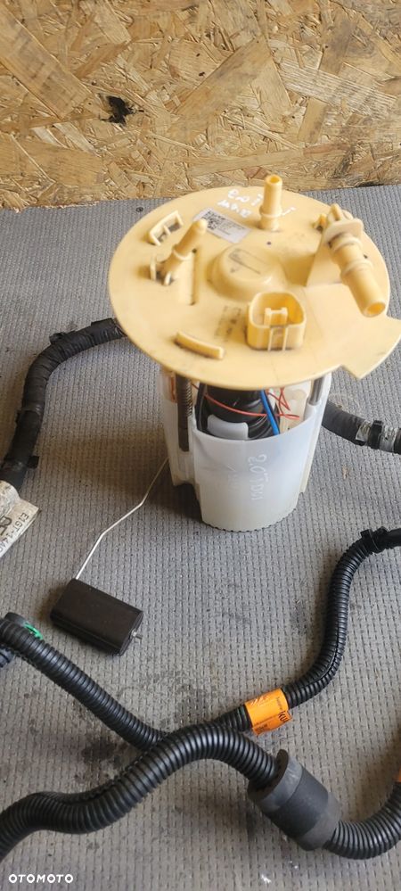 Pompa paliwa  przewody ford galaxy mk4 2.0 tdci mk4  2