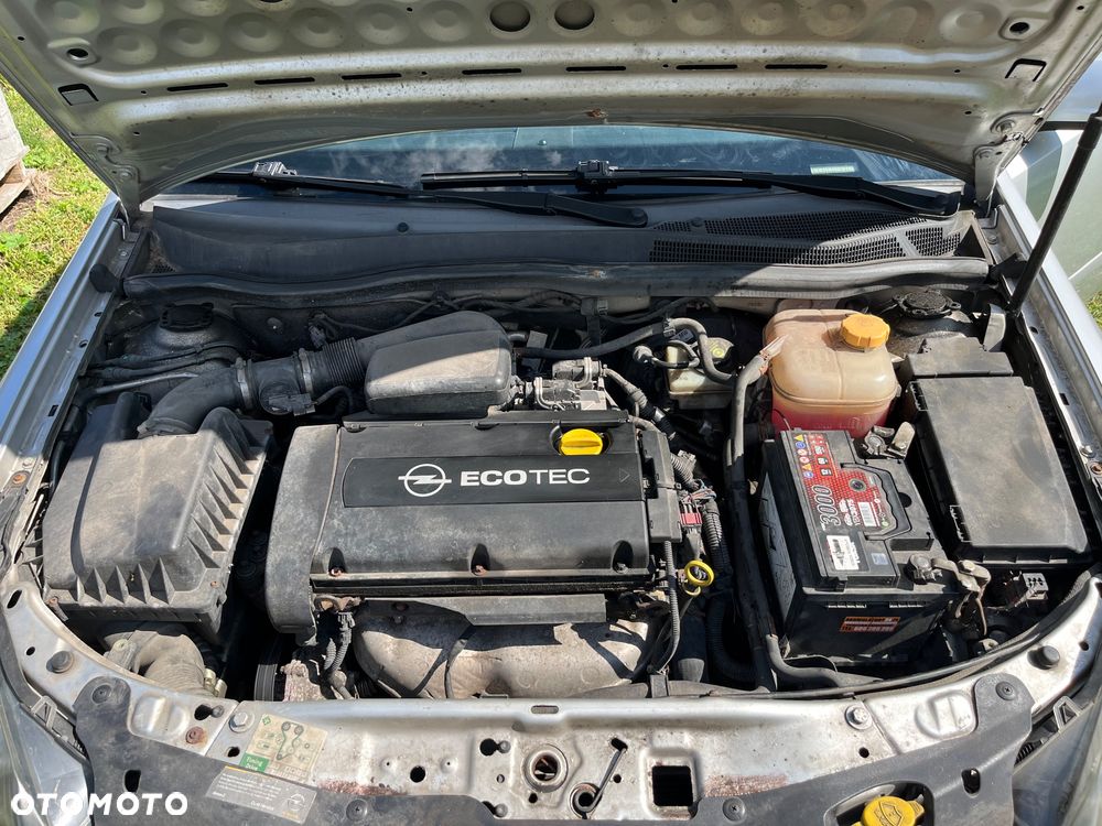 Opel Astra 1.6 Cosmo - 34