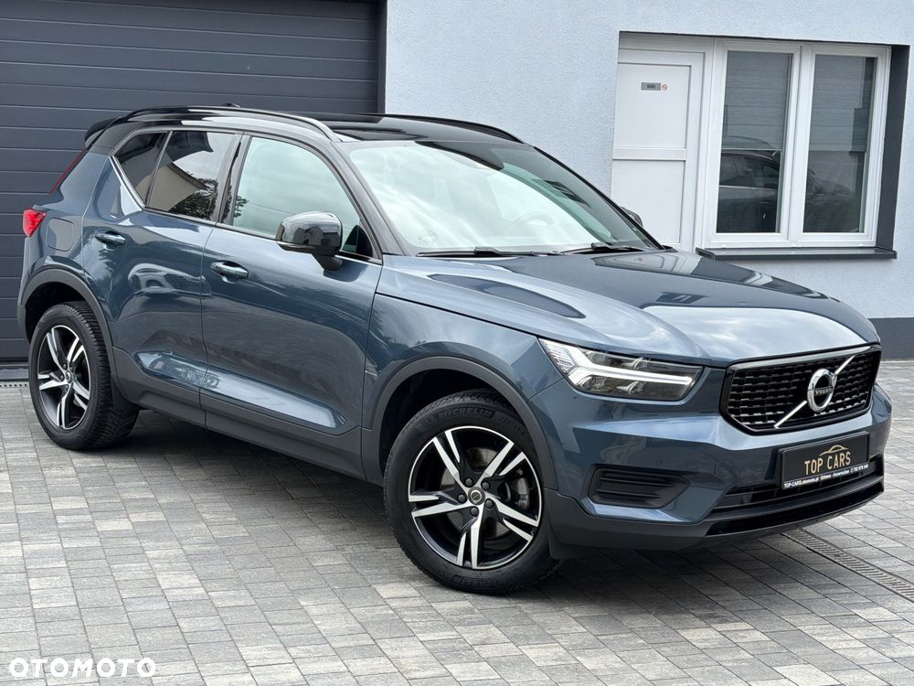 Volvo XC 40 B3 B DKG Ultra Dark - 23