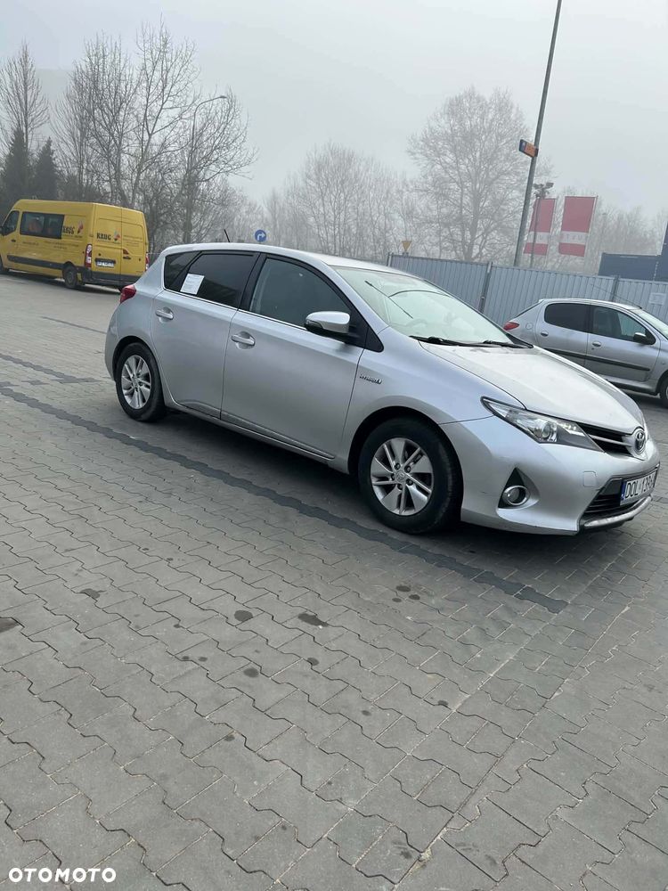 Toyota Auris - 2
