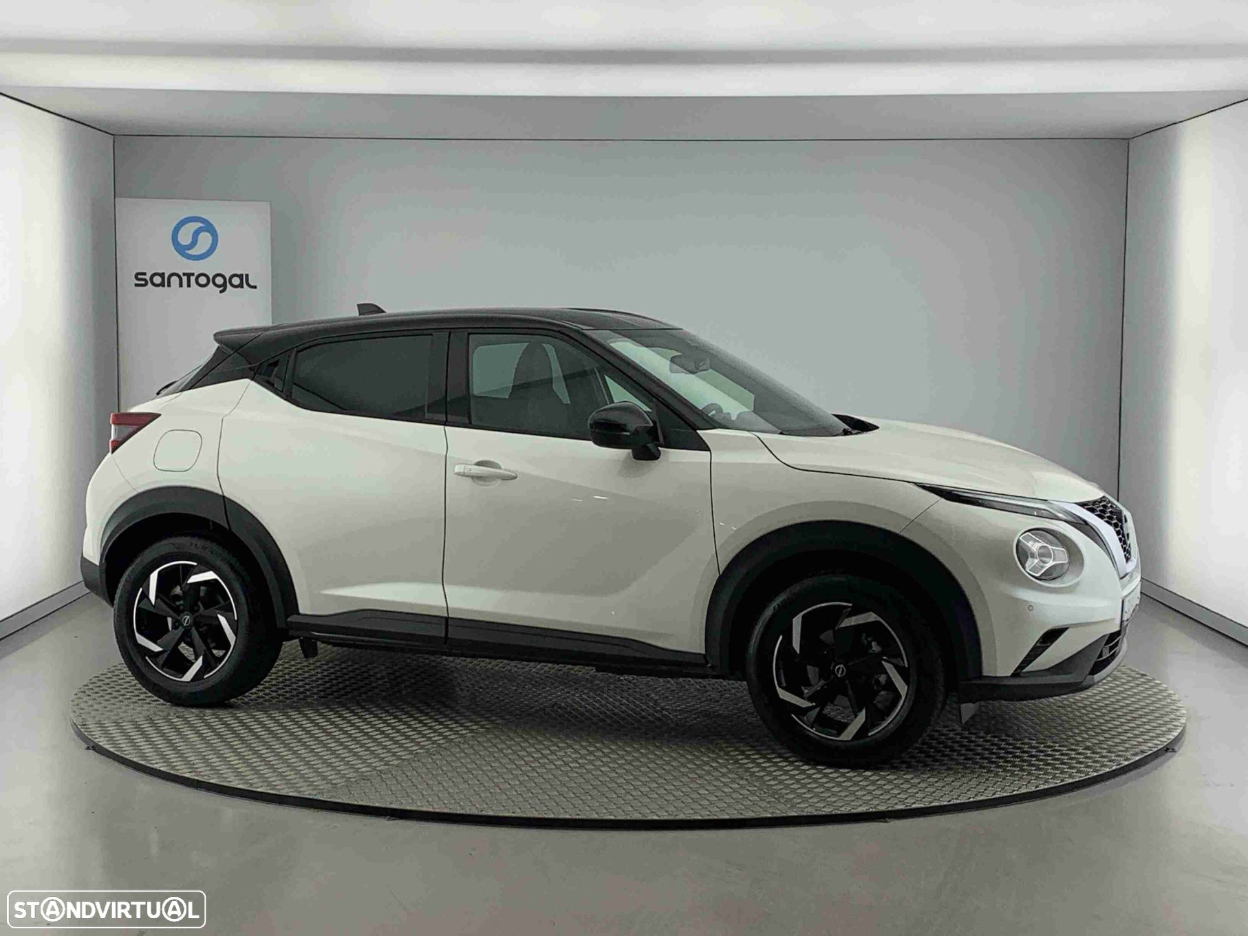 Nissan Juke 1.0 DIG-T N-Connecta NAV.+TwoTone NC DCT - 1