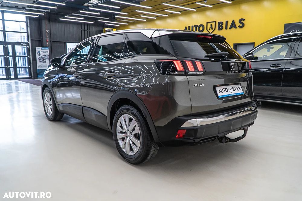 Peugeot 3008 1.2 PureTech Turbo S&S Allure - 6