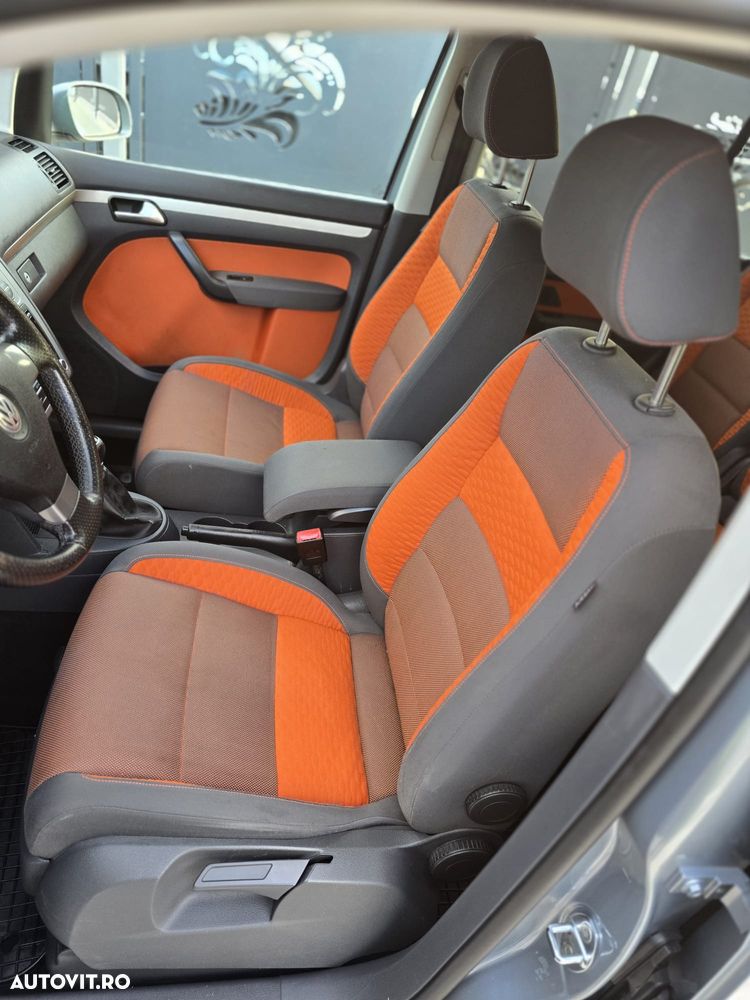 Volkswagen Touran 1.4 TSI Cross - 7