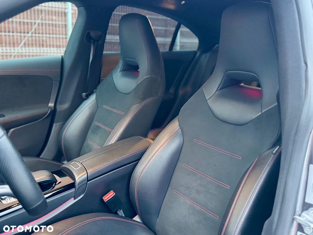 Mercedes-Benz CLA 200 AMG Line 7G-DCT - 13