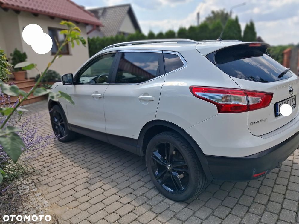 Nissan Qashqai 1.6 DCi Xtronic TEKNA - 5