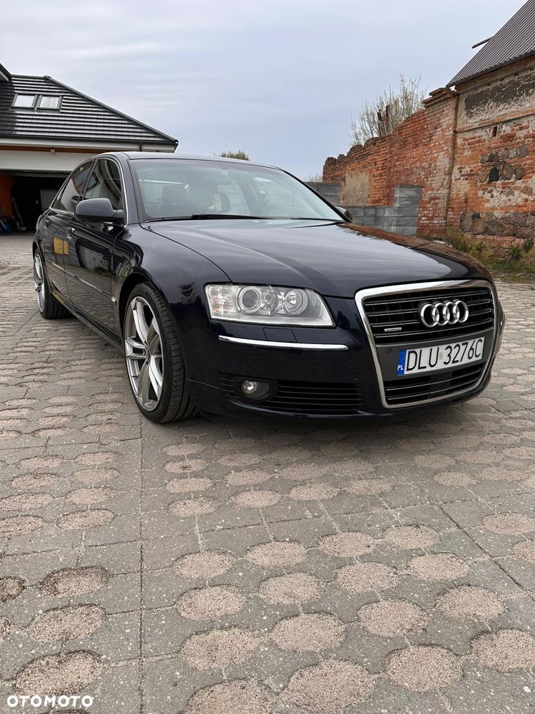 Audi A8 4.2 Quattro - 10