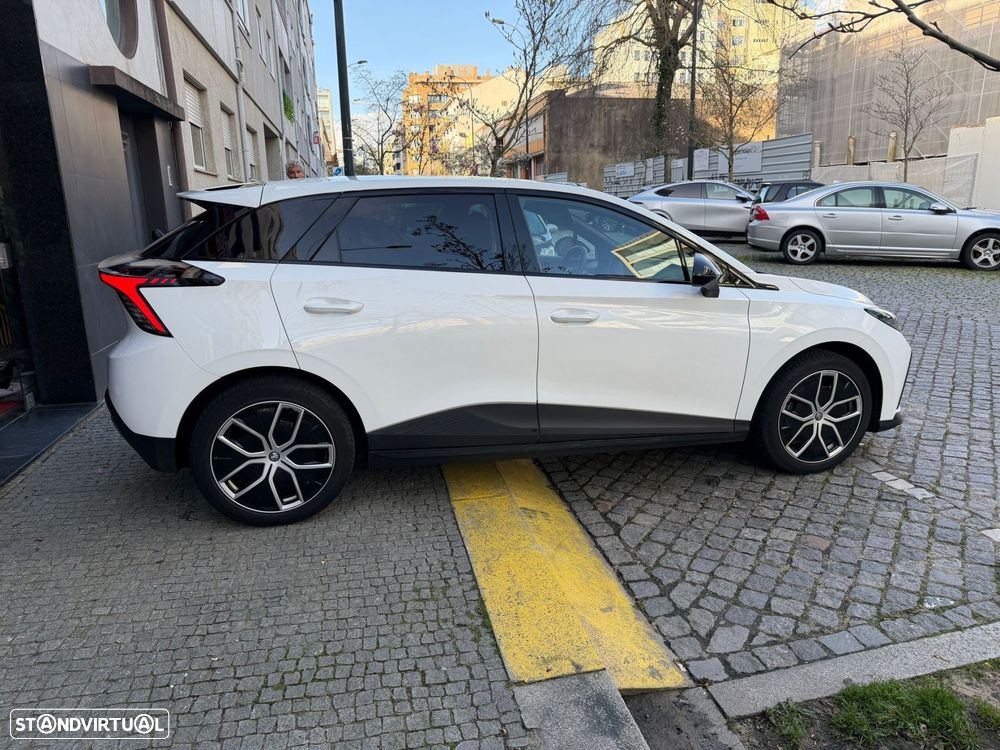 MG MG4 64 kWh Luxury - 4