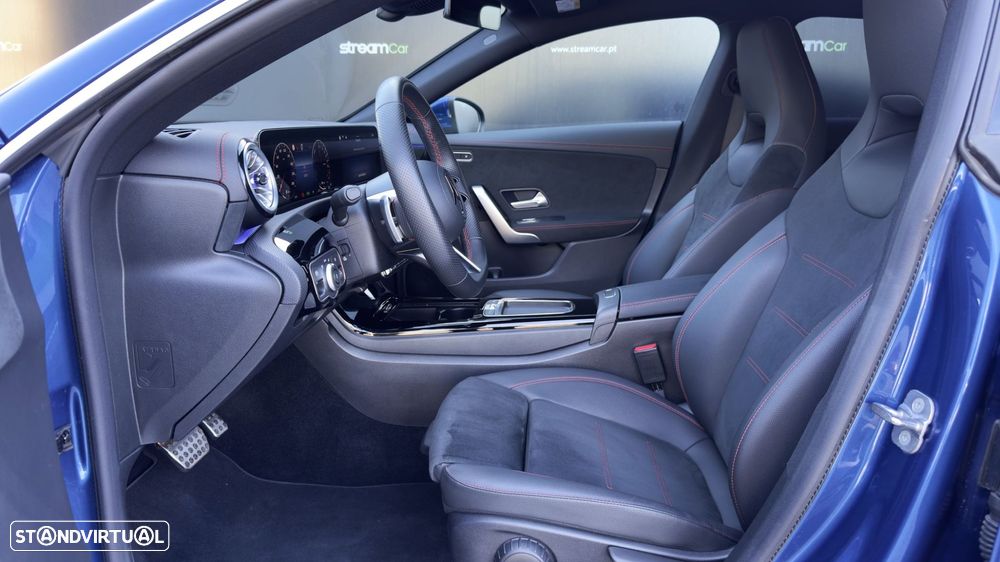 Mercedes-Benz CLA 250 e Shooting Brake AMG Line - 11