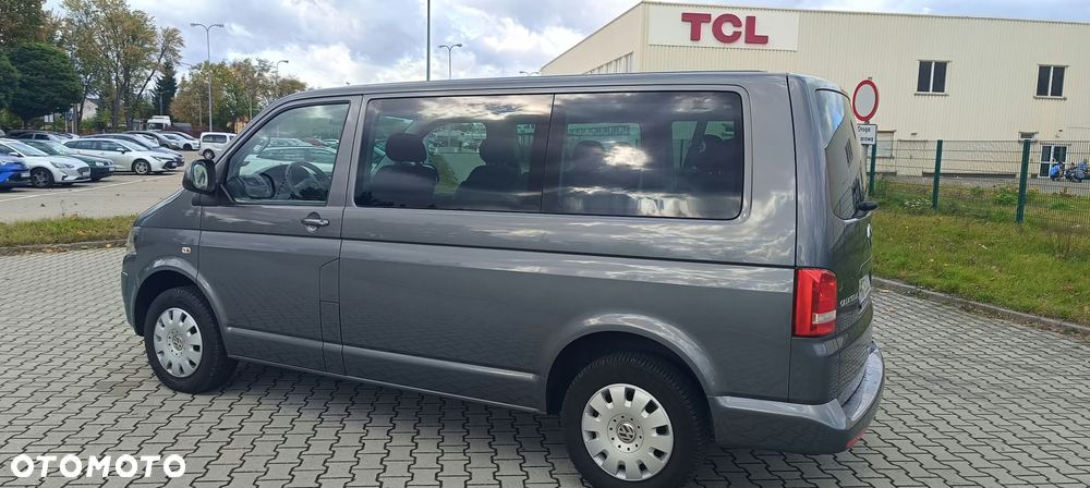 Volkswagen Caravelle - 3