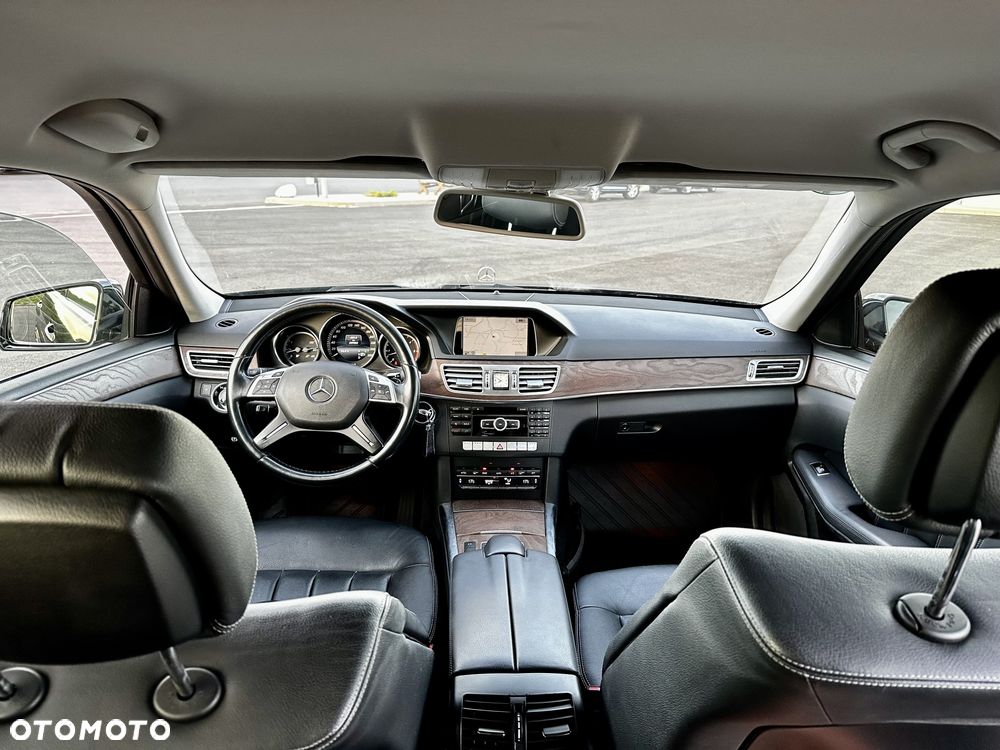 Mercedes-Benz Klasa E - 25