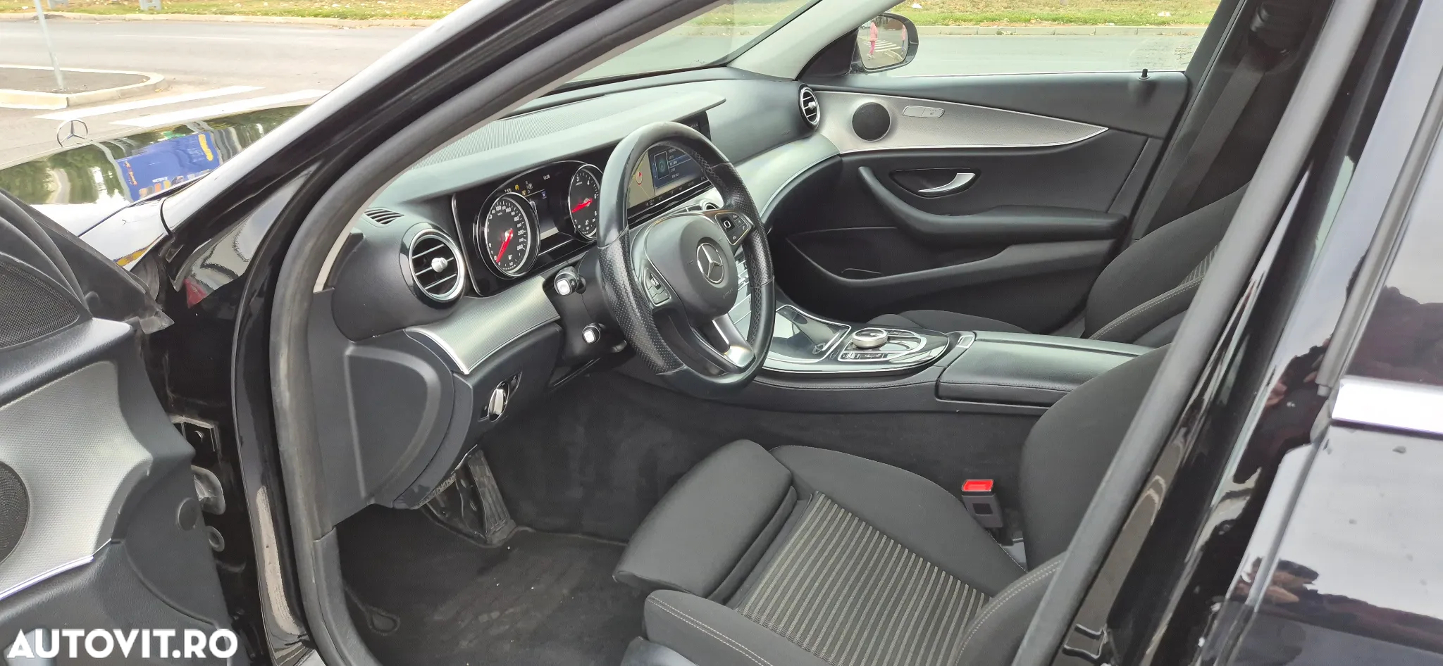 Mercedes-Benz E 200 d T 9G-TRONIC - 6