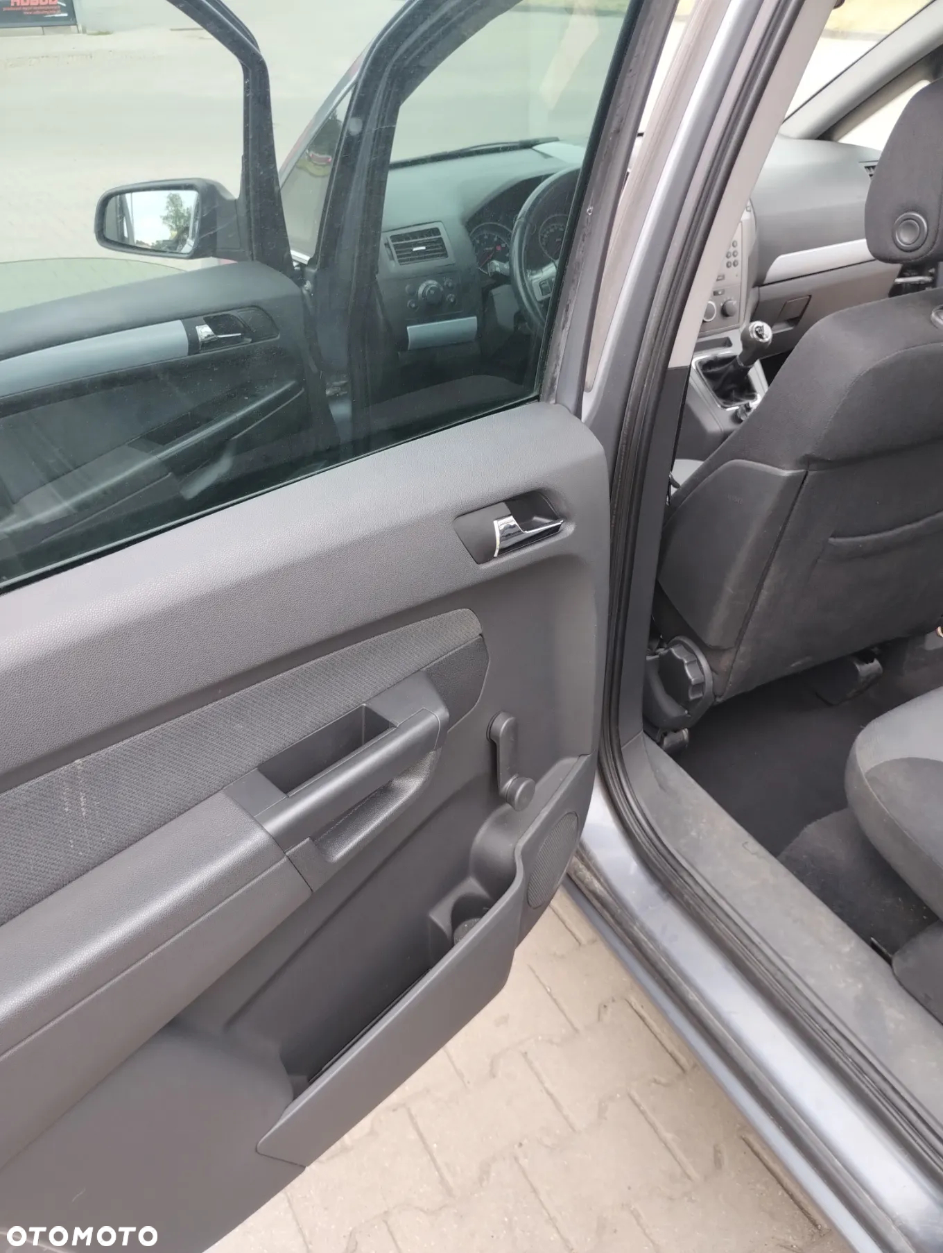Opel Zafira 1.6 Elegance - 11