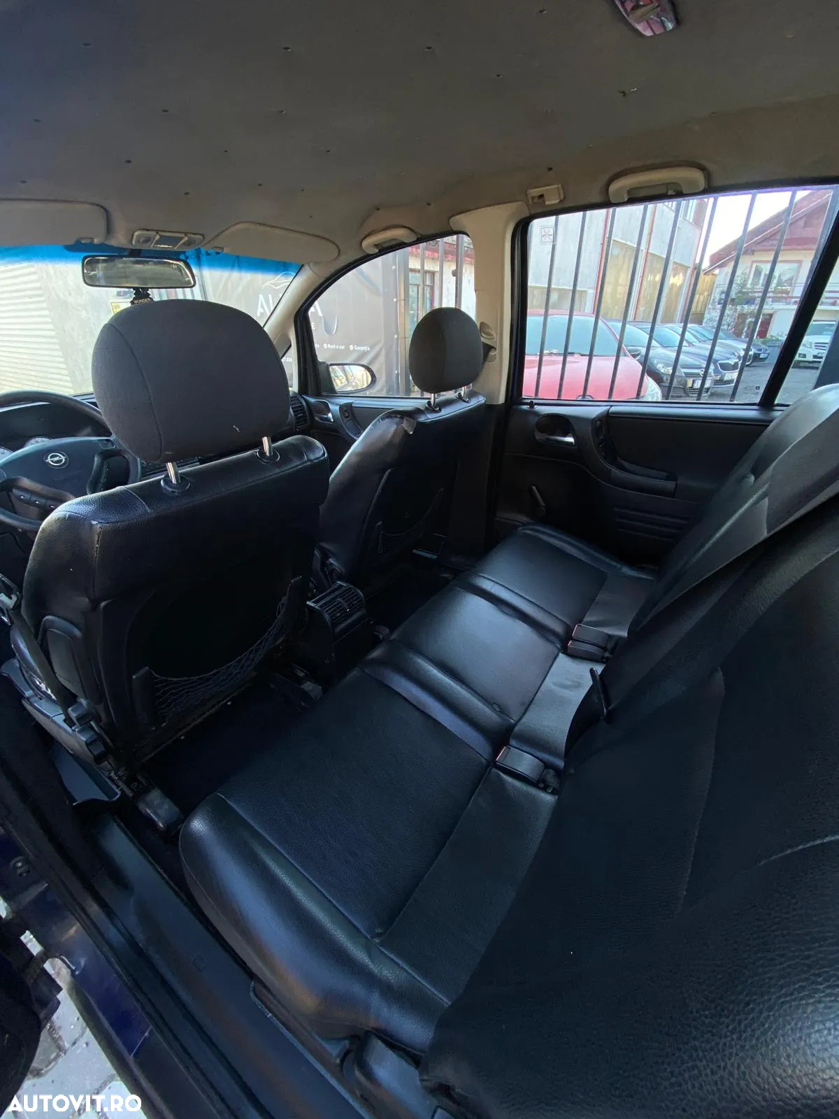 Opel Zafira - 8