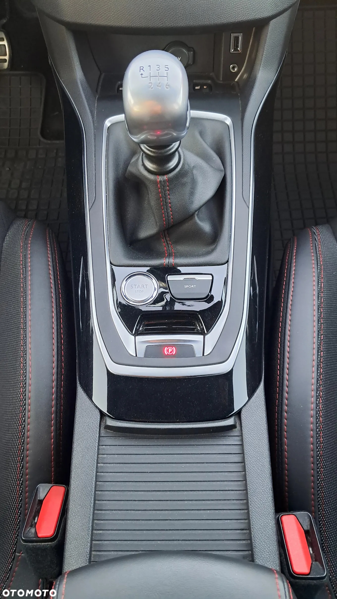 Peugeot 308 - 22