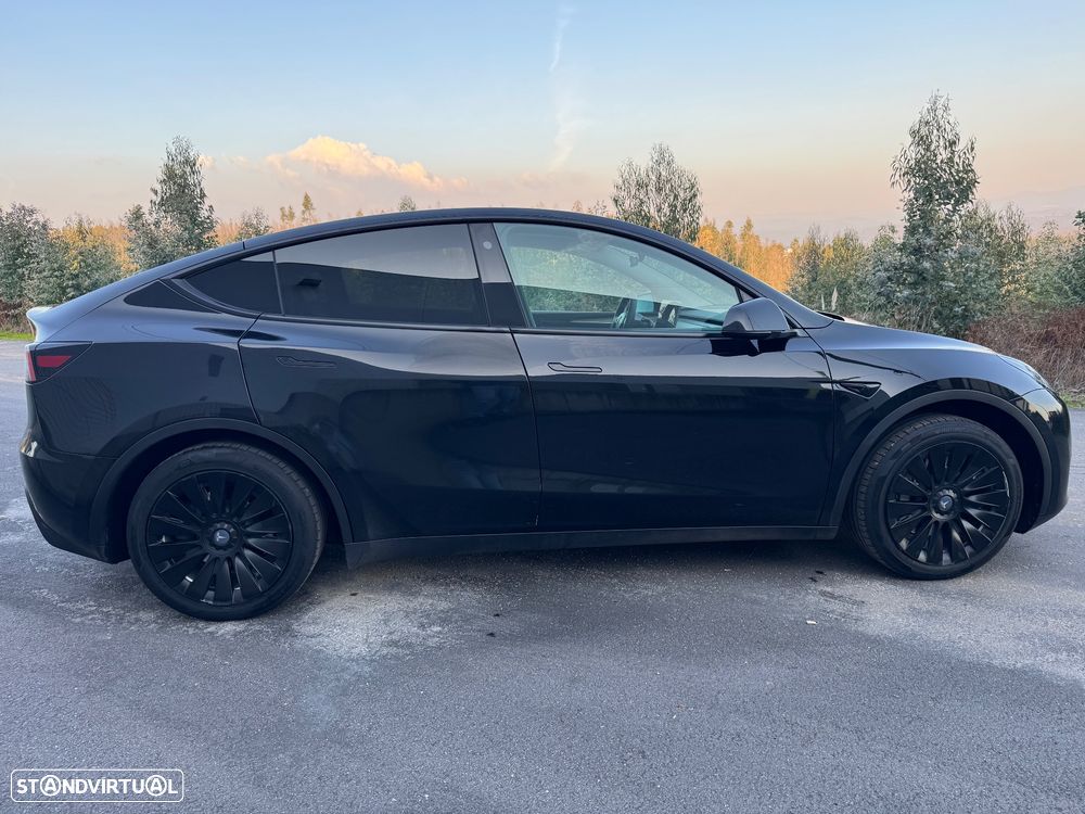 Tesla Model Y Standard - 8