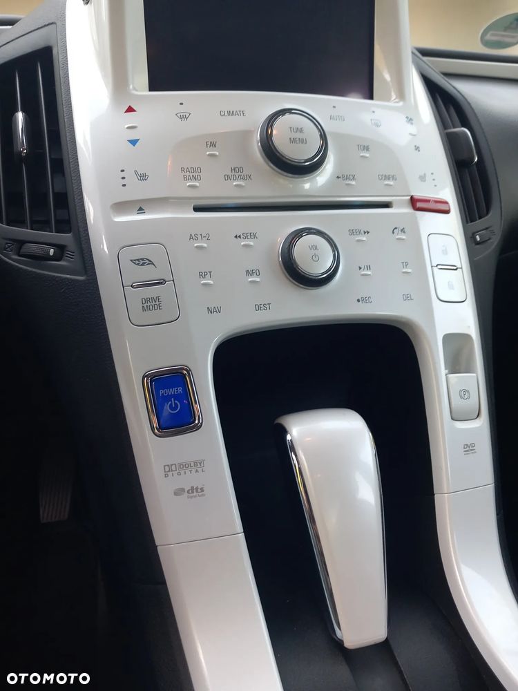 Chevrolet Volt - 28