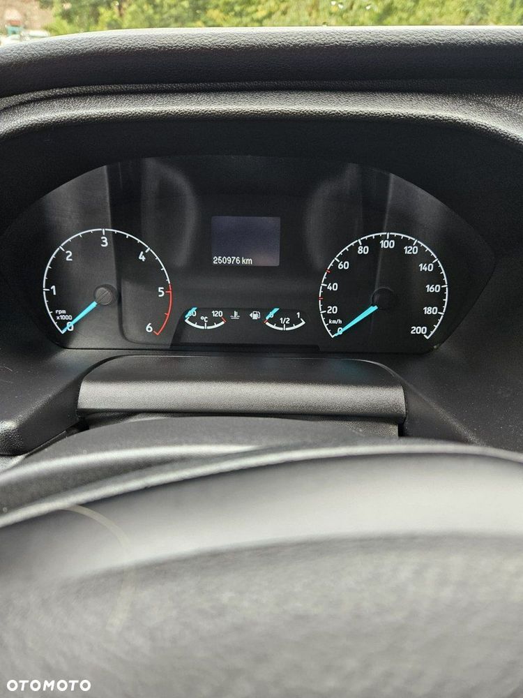 Ford Transit Custom - 7