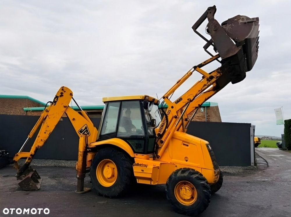 JCB 3cx - 7