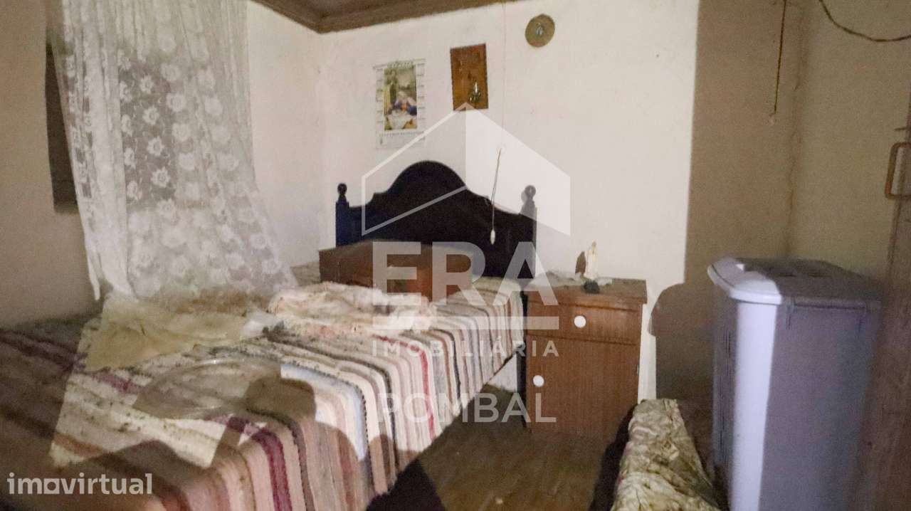 Moradia T4 localizada em Almoster, Alvaiazere - Grande imagem: 5/15