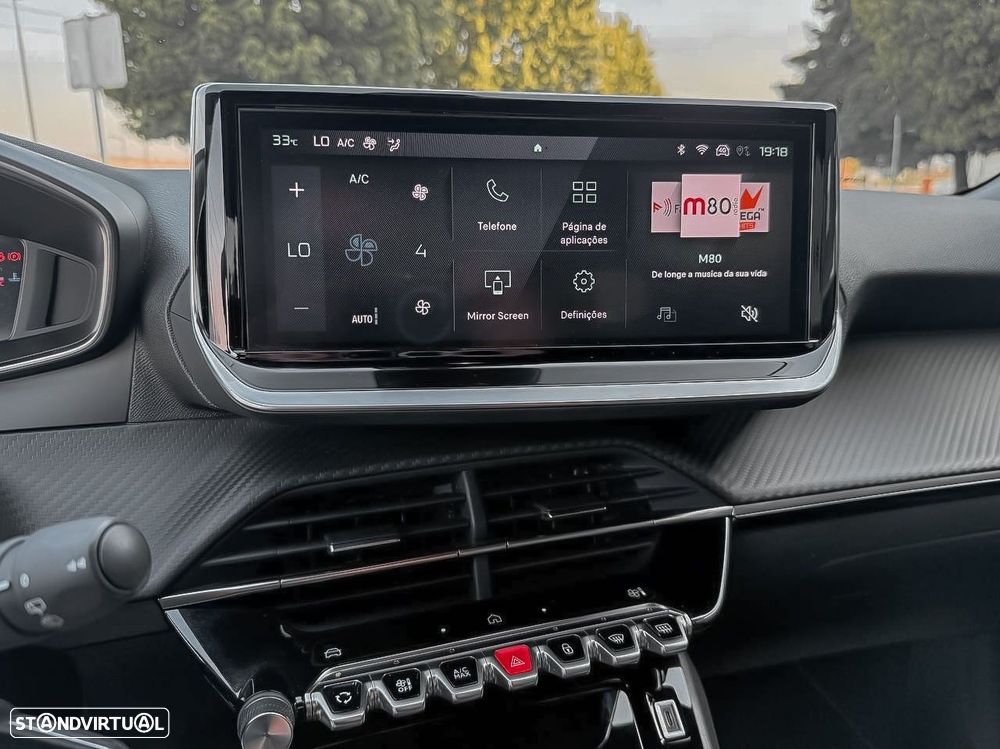 Peugeot 2008 1.2 PureTech Allure - 16