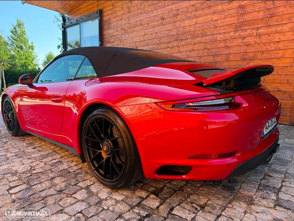 Porsche 911 (991) Carrera GTS PDK - 4